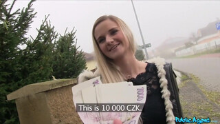 Világos Szőke zsenge hatalmas mellű kertvárosi zsenge Kate Pearl pénzért dugható