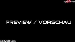 Világos Szőke fiatal lány sztrapkóban pattan a faszra kint a castingon