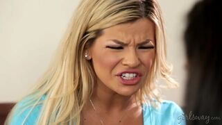 Abby Lee Latina és Adriana Sephora forró tinédzser lezbi játékai