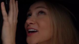 Itt megszopnálak titokban, senki sem tudná – mondja Ivi Rein a mostohaapjának