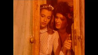 Méretes cickós csajok könyörtelenül cidázzák és lovagolják a vastag farkakat retro válogatásban